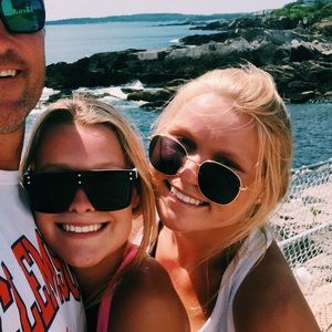 Meet your Posher, Anne